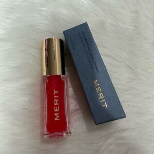 Merit hydrating lip oil - shade Les Deux